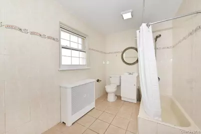 7627 175th Street, Fresh Meadows, NY 11366 - Photo 23