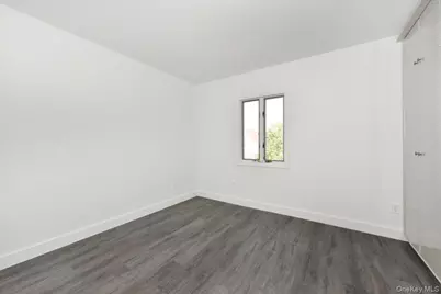 7627 175th Street, Fresh Meadows, NY 11366 - Photo 21
