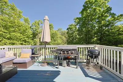 392 Oscawana Lake Road, Putnam Valley, NY 10579 - Photo 11