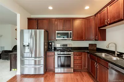 908 Huntington Drive, Fishkill, NY 12524 - Photo 5