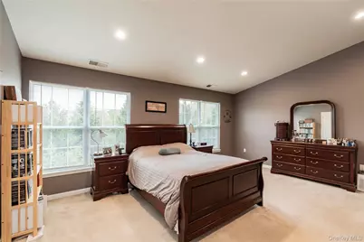 908 Huntington Drive, Fishkill, NY 12524 - Photo 11