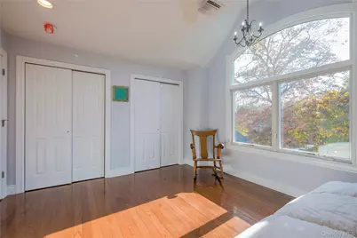 752 Kensington Court, Westbury, NY 11590 - Photo 15