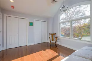 752 Kensington Ct, Westbury, NY 11590 - Photo 15