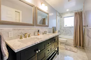 752 Kensington Ct, Westbury, NY 11590 - Photo 21