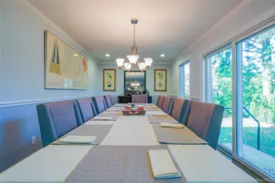 752 Kensington Court, Westbury, NY 11590 - Photo 9