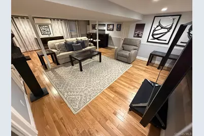 752 Kensington Court, Westbury, NY 11590 - Photo 27