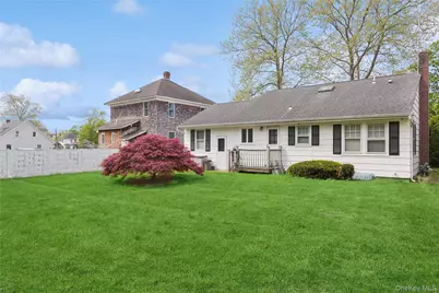 276 Fishel Avenue, Riverhead, NY 11901 - Photo 13