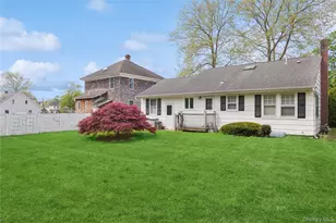 276 Fishel Ave, Riverhead, NY 11901 - Photo 13