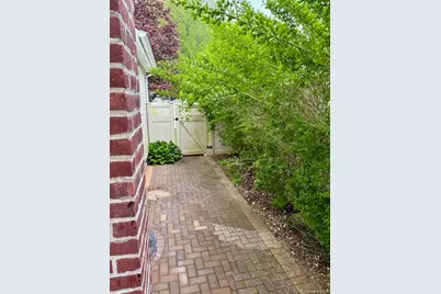 28 Rocco Drive, East Northport, NY 11731 - Photo 9