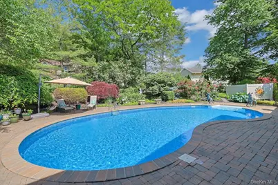 22 Peach Street, Nanuet, NY 10954 - Photo 5