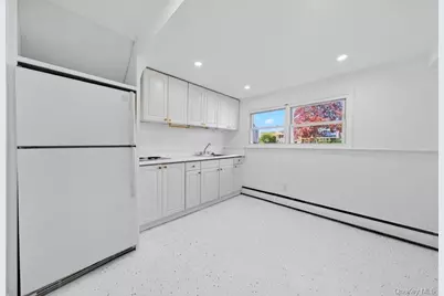 8 Whitebirch Lane, Commack, NY 11725 - Photo 23