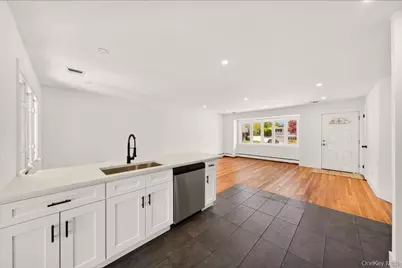 8 Whitebirch Lane, Commack, NY 11725 - Photo 7