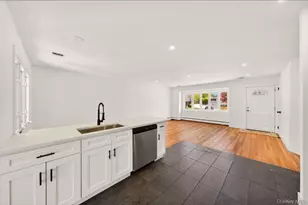 8 White Birch Ln, Commack, NY 11725 - Photo 7