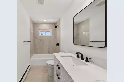 8 Whitebirch Lane, Commack, NY 11725 - Photo 17