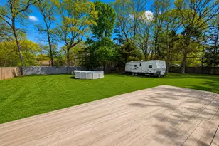 137 Baybright Dr E, Shirley, NY 11967 - Photo 11