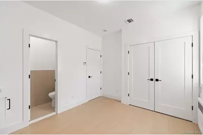 15 Warren Court #201, Monsey, NY 10952 - Photo 23