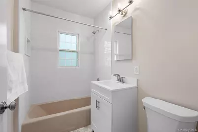 1411 Sherman Avenue, Mamaroneck, NY 10543 - Photo 13