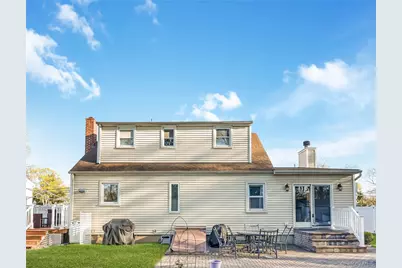 45 Beecher Avenue, East Islip, NY 11730 - Photo 21