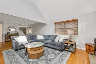 45 Beecher Ave, East Islip, NY 11730 - Photo 7