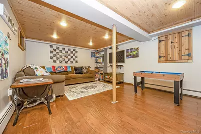 45 Beecher Avenue, East Islip, NY 11730 - Photo 19