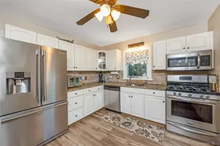 45 Beecher Ave, East Islip, NY 11730 - Photo 13