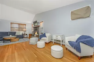 45 Beecher Ave, East Islip, NY 11730 - Photo 9