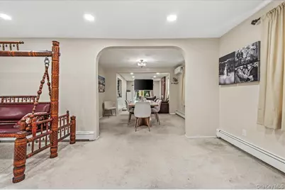 20 School House Lane, Syosset, NY 11791 - Photo 5