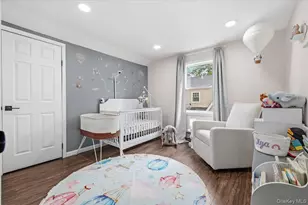 20 School House Ln, Syosset, NY 11791 - Photo 19