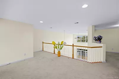 100 Cove Lane #100, East Setauket, NY 11733 - Photo 15