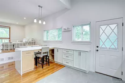 34 E Allison Avenue, Pearl River, NY 10965 - Photo 7
