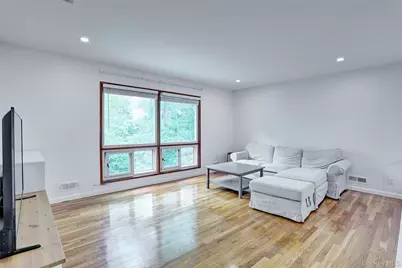 34 E Allison Avenue, Pearl River, NY 10965 - Photo 9