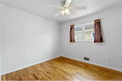 160-12 92nd Street, Howard Beach, NY 11414 - Photo 11