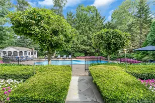 6 Magnolia Ln, Smithtown, NY 11787 - Photo 43