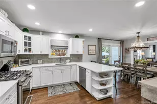 6 Magnolia Ln, Smithtown, NY 11787 - Photo 11