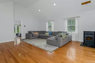 256 Hammond Hill Rd, Dover Plains, NY 12522 - Photo 5
