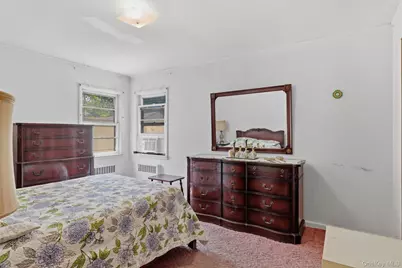 24 Spring Garden Street, Valley Stream, NY 11580 - Photo 11
