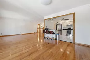 47-18 Glenwood St, Little Neck, NY 11362 - Photo 19