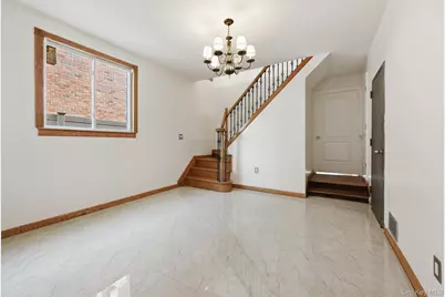 47-18 Glenwood Street, Little Neck, NY 11362 - Photo 15