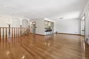 47-18 Glenwood St, Little Neck, NY 11362 - Photo 17