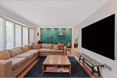97 Hanson Lane, New Rochelle, NY 10804 - Photo 15