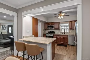 364 S Broadway, Lindenhurst, NY 11757 - Photo 9