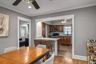 364 S Broadway, Lindenhurst, NY 11757 - Photo 9