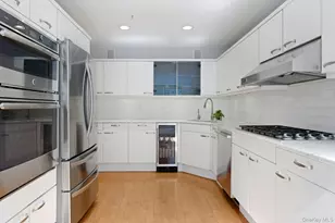 102 Boulder Ridge Rd, Scarsdale, NY 10583 - Photo 3