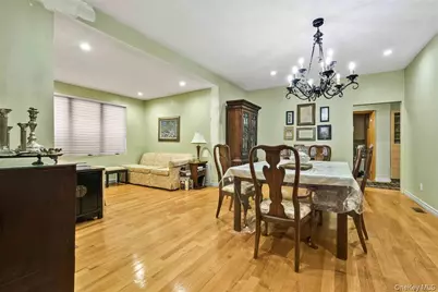 84-21 Beverly Road, Kew Gardens, NY 11415 - Photo 5