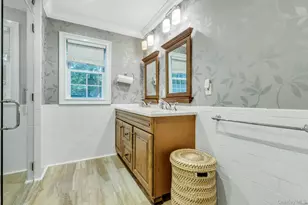 227 Gillette Ave, Bayport, NY 11705 - Photo 25