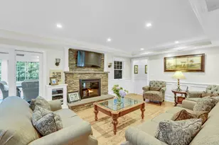 227 Gillette Ave, Bayport, NY 11705 - Photo 5
