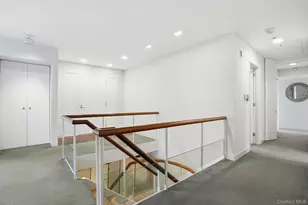55 Hampton Oval, New Rochelle, NY 10805 - Photo 17