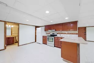 3 Sander Ct, Middle Island, NY 11953 - Photo 25