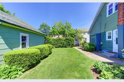 54 McKinley Avenue, Albertson, NY 11507 - Photo 27