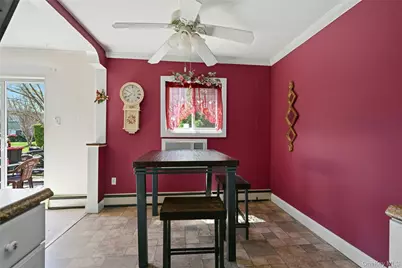 263 N Newbridge Road #1C, Levittown, NY 11756 - Photo 5